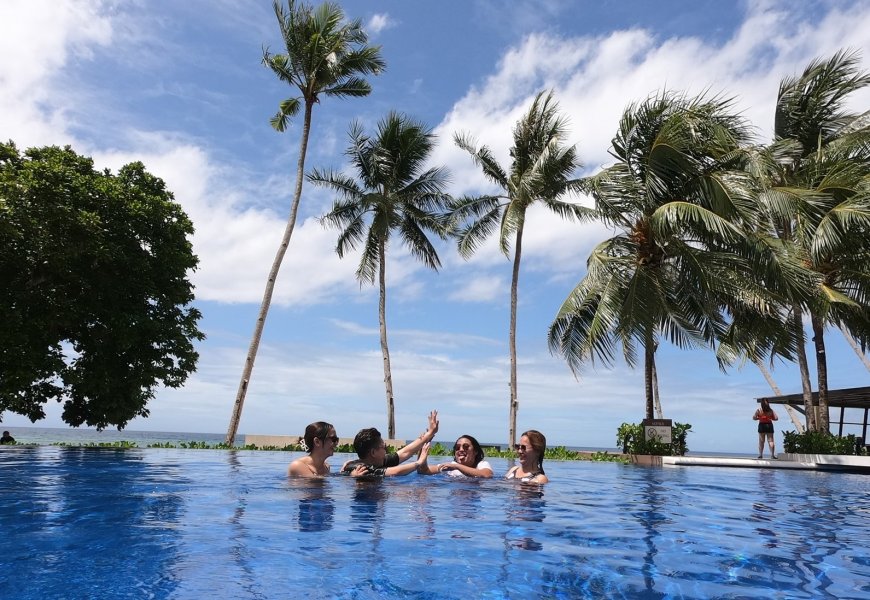 Panglao Island: Where Our Fam-Barkada Vacation Turned Into a Real-Life Postcard